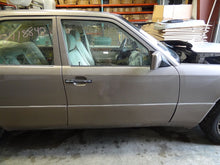 Load image into Gallery viewer, ECU ECM Computer  MERCEDES 300E 1992 - NW106108
