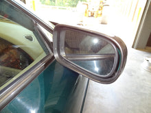 Load image into Gallery viewer, RADIATOR FAN ASSEMBLY XK8 1997 97 98 99 00 01 02 - NW64164
