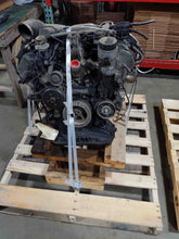 Load image into Gallery viewer, HEADLIGHT LAMP ASSEMBLY E300d E320 E320T Wagon E420 E430 E55 96-99 Right - NW103201
