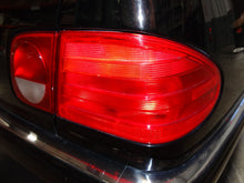 Load image into Gallery viewer, RADIATOR FAN ASSEMBLY Mercedes 1996 96 97 E300D E320 - NW64294
