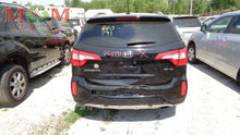 Load image into Gallery viewer, AC A/C AIR CONDITIONING COMPRESSOR Santa Fe Sorento 2013-2019 - MM1239890

