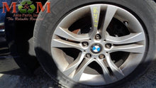 Load image into Gallery viewer, RADIO BMW 128i 135i 323i 328i 335i M3 Z4 08 09 AM FM CD - MM1348565
