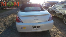 Load image into Gallery viewer, TEMPERATURE CONTROLS Toyota Solara 2004 04 2005 05 2006 06 - MM1347810
