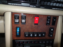 Load image into Gallery viewer, ECU ECM Computer  MERCEDES 560 1989 - NW106136
