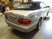 Load image into Gallery viewer, Headlight Lamp Assembly  MERCEDES CLK 2000 - NW103392

