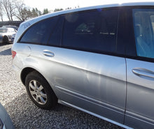 Load image into Gallery viewer, TRANSFER CASE ML320 ML350 ML550 E320 E350 GL450 06 07 08 09 - 12 - NW488813
