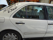 Load image into Gallery viewer, ECU ECM COMPUTER Mercedes E300D 1997 97 - NW61277
