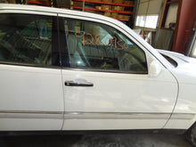 Load image into Gallery viewer, ECU ECM COMPUTER Mercedes E300D 1997 97 - NW61277
