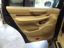 Load image into Gallery viewer, Radio Lincoln Navigator 2000 - NW135403
