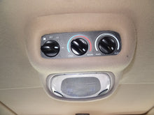 Load image into Gallery viewer, Radio Lincoln Navigator 2000 - NW135403
