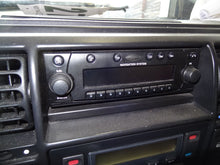Load image into Gallery viewer, RADIO Freelander Discovery 2002 02 2003 03 2004 04 05 - NW139328
