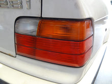 Load image into Gallery viewer, CD CHANGER 318i 318ic 318ti 323i 323ic 323is 328i 328ic 328is M3 98-99 - NW136336
