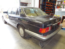 Load image into Gallery viewer, ECU ECM Computer  MERCEDES 560 1988 - NW106135
