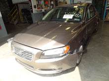 Load image into Gallery viewer, AC CONDENSER Volvo XC70 V70 Xc60 2007 07 2008 08 2009 09 2010 10 2011 11 2012 12 - NW44306
