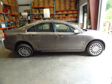 Load image into Gallery viewer, ECU ECM COMPUTER Volvo XC90 S80 2007 07 6 Cylinder - NW63234
