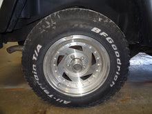 Load image into Gallery viewer, SIDE MARKER LAMP LIGHT Jeep TJ Wrangler 1997-2006 Left - NW81613
