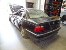 Load image into Gallery viewer, CD CHANGER BMW 740i 750i 1993 93 1994 94 95 96 97 98 - NW136636
