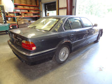 Load image into Gallery viewer, Radio BMW 750i 740i 1999 99 2000 00 2001 01 - NW136625
