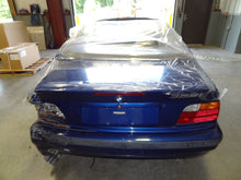 Load image into Gallery viewer, Info-Gps Screen  BMW 328I 1997 - NW104817
