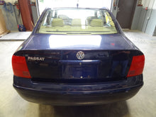 Load image into Gallery viewer, ECU ECM COMPUTER Audi A4 Passat 1998 98 1999 99 00 1.8L - NW62797
