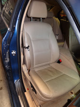 Load image into Gallery viewer, INTAKE MANIFOLD BMW 330ci 330i 330xi 530i 2006 06 - NW459419
