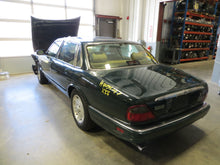 Load image into Gallery viewer, Radio Antenna Jaguar XJ6 1997 - NW7776

