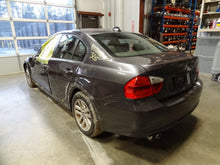 Load image into Gallery viewer, Body Control module BMW 330i 325i 323i 2006 06 - NW28975
