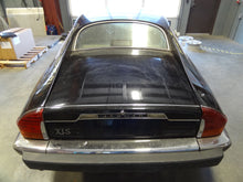 Load image into Gallery viewer, Radio Antenna Jaguar XJS 1991 - NW7780
