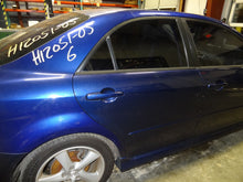 Load image into Gallery viewer, RADIATOR FAN ASSEMBLY Mazda 6 03 04 05 06 07 08 2.3L - NW64219
