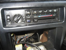 Load image into Gallery viewer, WIPER MOTOR NISSAN STANZA 1990 91 92 - 32240

