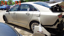 Load image into Gallery viewer, RADIO CONTROLS Lincoln MKZ 2013 13 2014 14 - MM1385585

