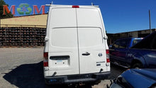 Load image into Gallery viewer, TRANSMISSION NV 1500 NV2500 NV3500 2015 15 2016 16 2017 17 - MM1409618
