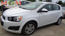 Load image into Gallery viewer, Transmission Chevrolet Sonic 2015 - MM1410078
