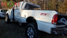Load image into Gallery viewer, ALTERNATOR Ford F250SD Pickup F350SD Pickup 05 06 07 110 AMP - MM1528017
