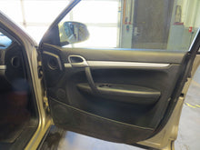 Load image into Gallery viewer, Air Bag Computer Cayenne 2004 04 2005 05 - NW36831
