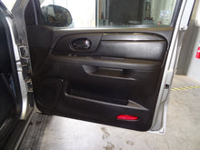 Load image into Gallery viewer, TRANSFER CASE CONTROL MODULE COMPUTER Rainier Trailblazer 9-7x 06-09 - NW27121
