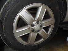 Load image into Gallery viewer, CARRIER ASSEMBLY Range Rover 2003 03 2004 04 2005 05 Rear - NW47385
