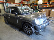 Load image into Gallery viewer, RADIO Mini Cooper 2002 02 2003 03 2004 04 - NW136557
