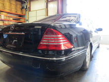 Load image into Gallery viewer, Radio S430 S500 S600 S55 CL500 2002 02 2003 03 2004 04 AM FM CD Nav - NW139082
