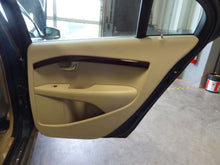 Load image into Gallery viewer, AM FM 6 CD PLAYER Volvo C70 S80 V70 XC70 07 08 09 10 - NW140601
