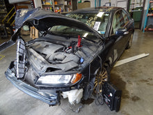 Load image into Gallery viewer, AM FM 6 CD PLAYER Volvo C70 S80 V70 XC70 07 08 09 10 - NW140601
