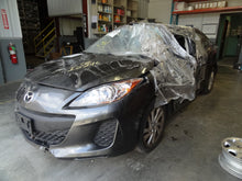 Load image into Gallery viewer, RADIATOR FAN ASSEMBLY Mazda 3 2010 10 2011 11 2012 12 2013 13 - NW64234
