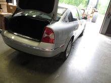 Load image into Gallery viewer, Air Bag computer Passat 2004 04 2005 05 - NW38782
