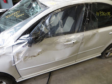 Load image into Gallery viewer, Radio Volvo C30 C70 S40 V50 2009 09 2010 10 2011 11 2012 12 2013 13 Am Fm CD - NW140301
