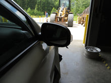 Load image into Gallery viewer, Radio Volvo C30 C70 S40 V50 2009 09 2010 10 2011 11 2012 12 2013 13 Am Fm CD - NW140301
