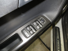 Load image into Gallery viewer, Radio Volvo C30 C70 S40 V50 2009 09 2010 10 2011 11 2012 12 2013 13 Am Fm CD - NW140301
