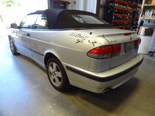 Load image into Gallery viewer, FOG LIGHT Saab 9-3 9-5 99 00 01 02 03 Left - NW83424
