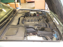 Load image into Gallery viewer, FOG LIGHT Jaguar XJ8 1998 98 1999 99 00 01 02 03 - NW82805
