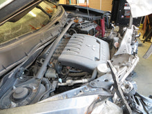Load image into Gallery viewer, [INVENTORYCAR_YEAR_MAKE_MODEL] TRANSFER CASE - NW177018
