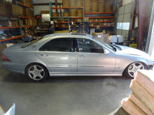 Load image into Gallery viewer, Floor Shifter Mercedes-Benz SL600 2004 - NW479838
